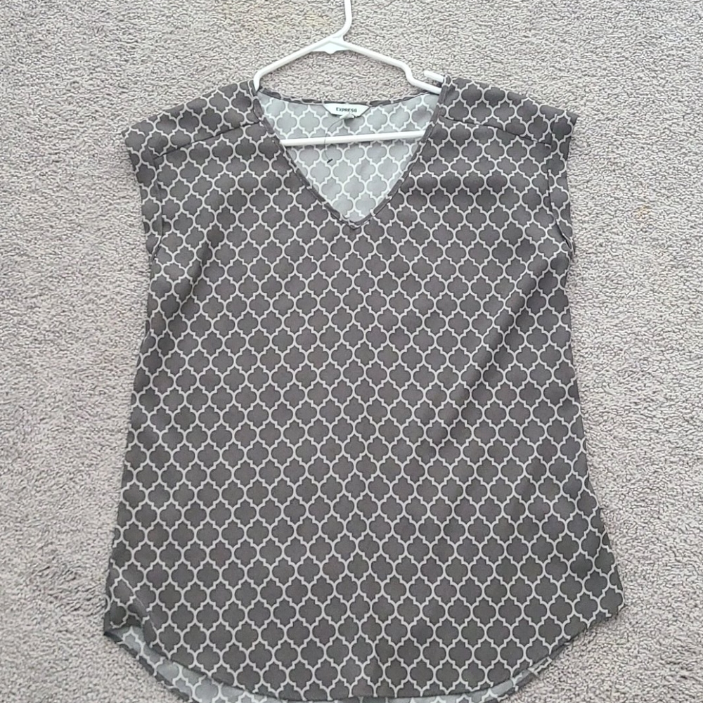 Express dress shirt size M new